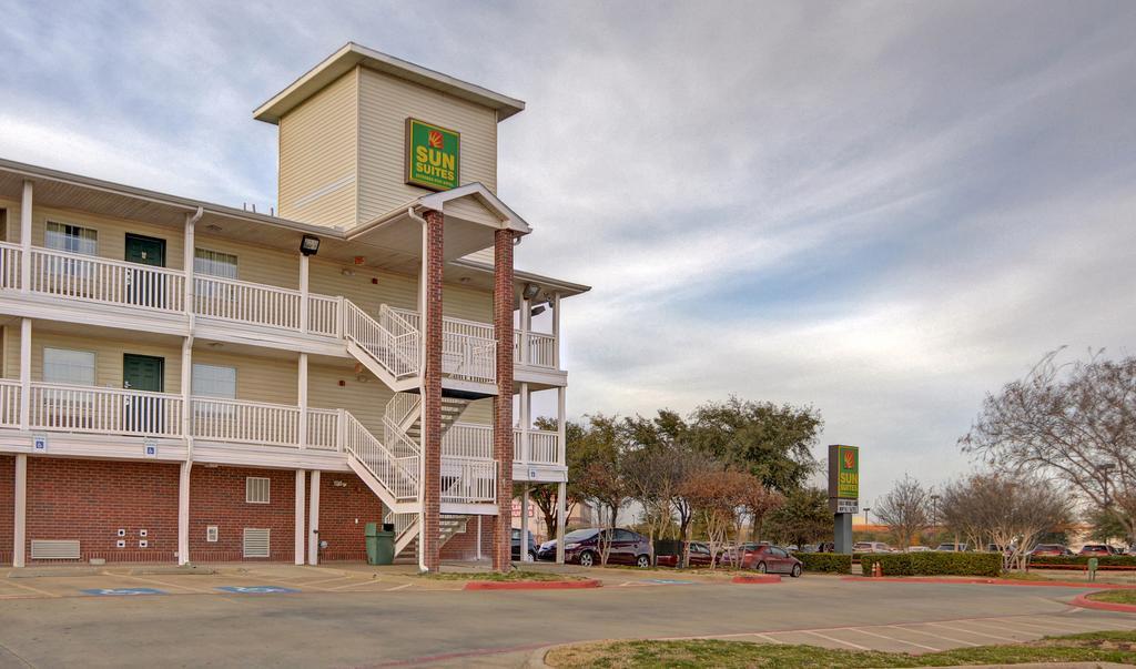 Sun Suites Of Plano Exterior photo